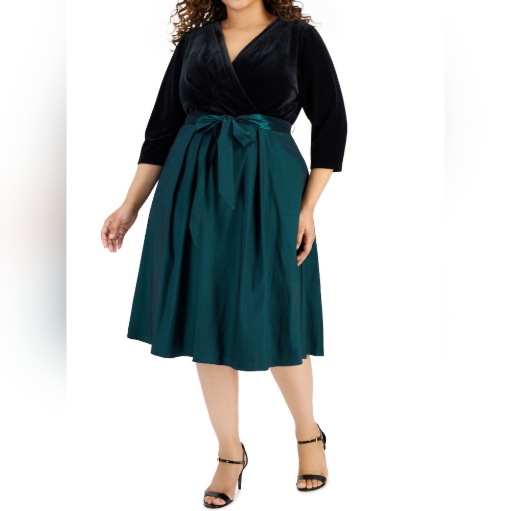 Alex Evenings Plus Size Surplice-Neck Mixed-Media Dress - Black/emerald - Picture 1 of 8